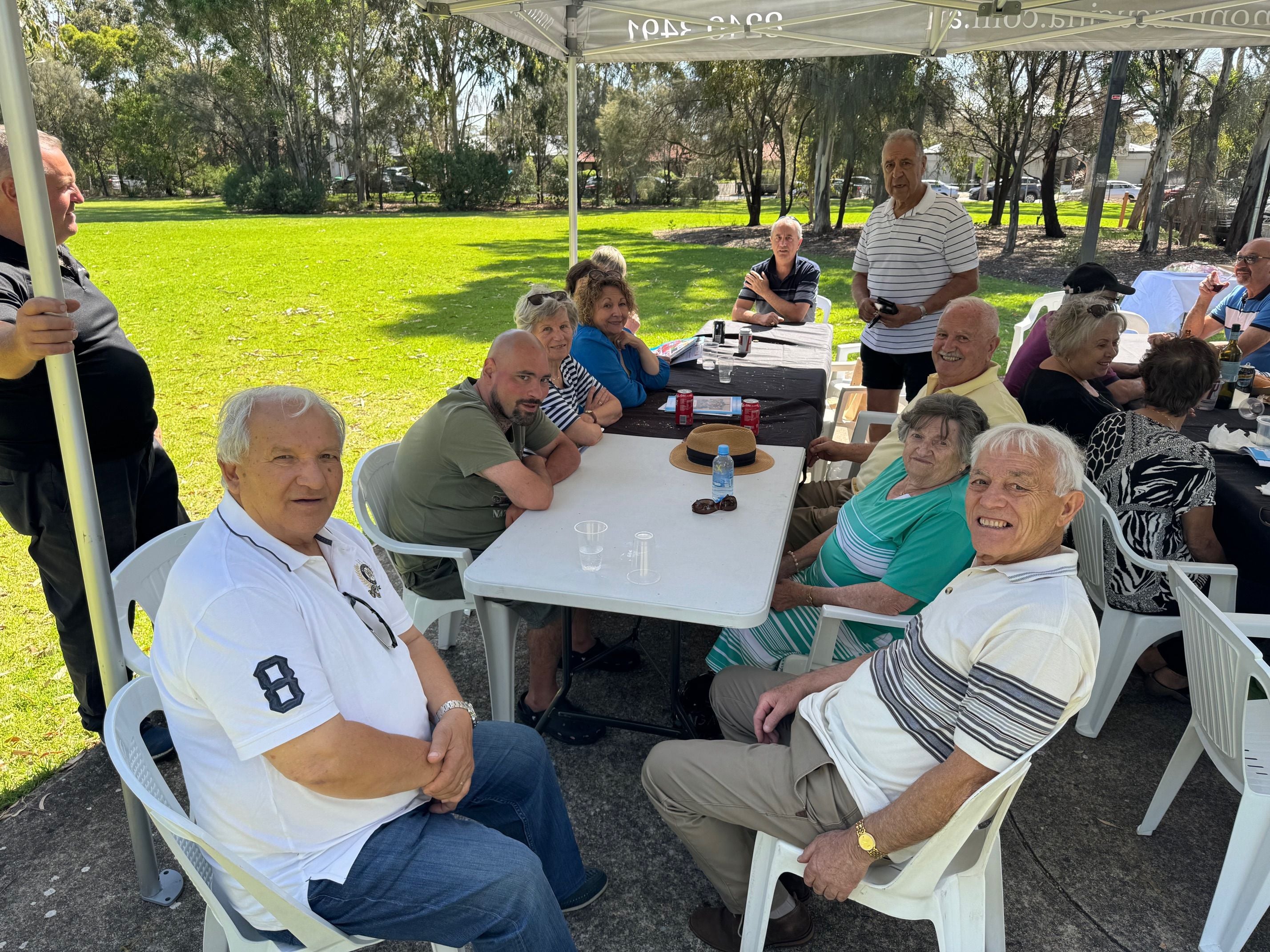 Volunteer Christmas & New Year Picnic Volunteer Christmas & New Year Picnic